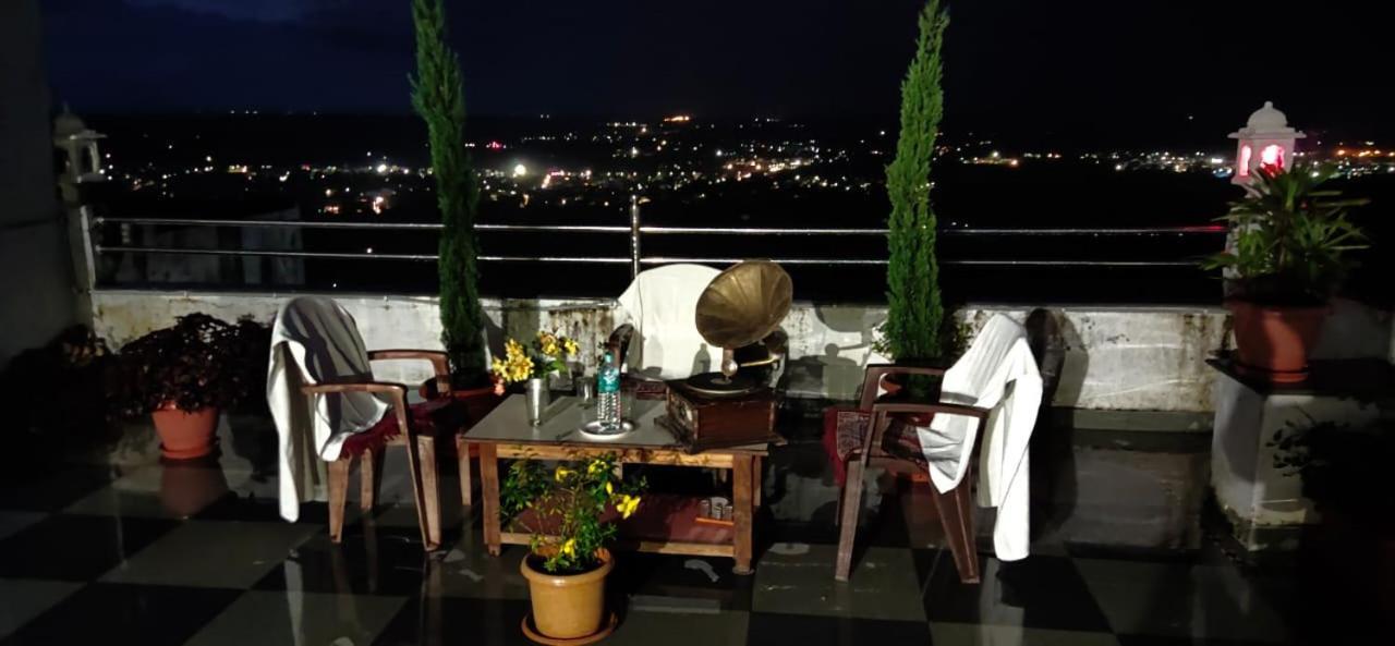 Chittorgarh Fort Haveli Bed and Breakfast Exterior foto