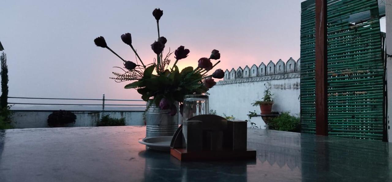 Chittorgarh Fort Haveli Bed and Breakfast Exterior foto